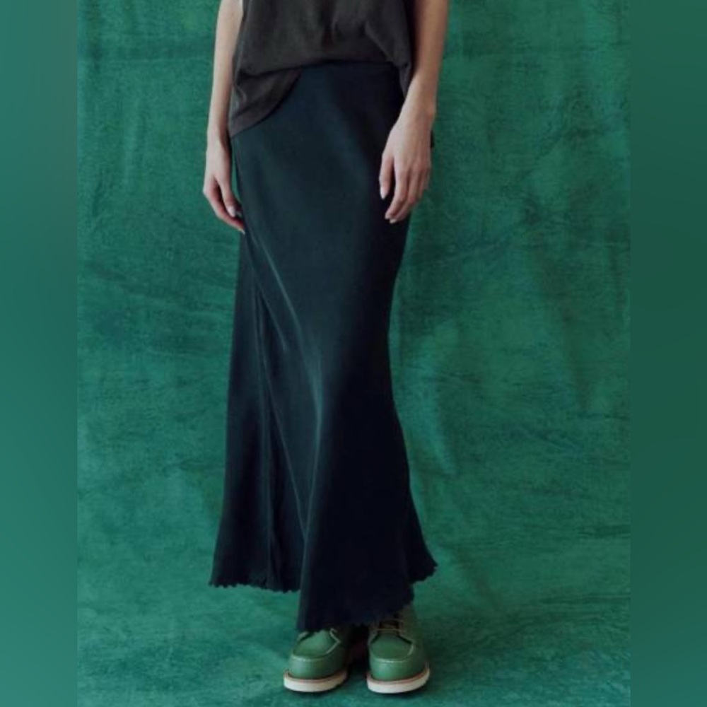 Seabank Skirt. The Great. Sz 0. Winter Pine Never worn Sold out, orig price $296